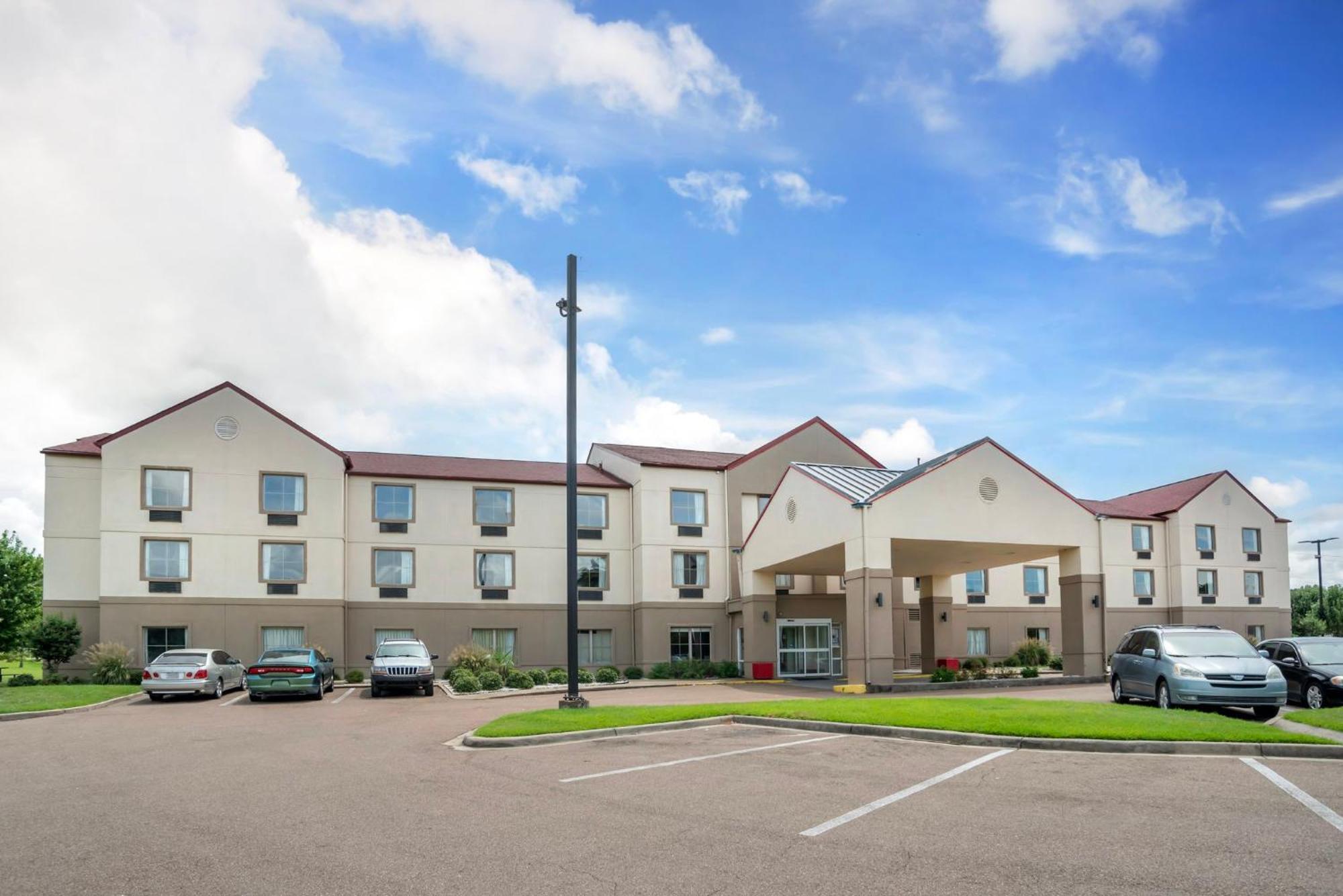 Red Roof Inn & Suites Vicksburg Bagian luar foto