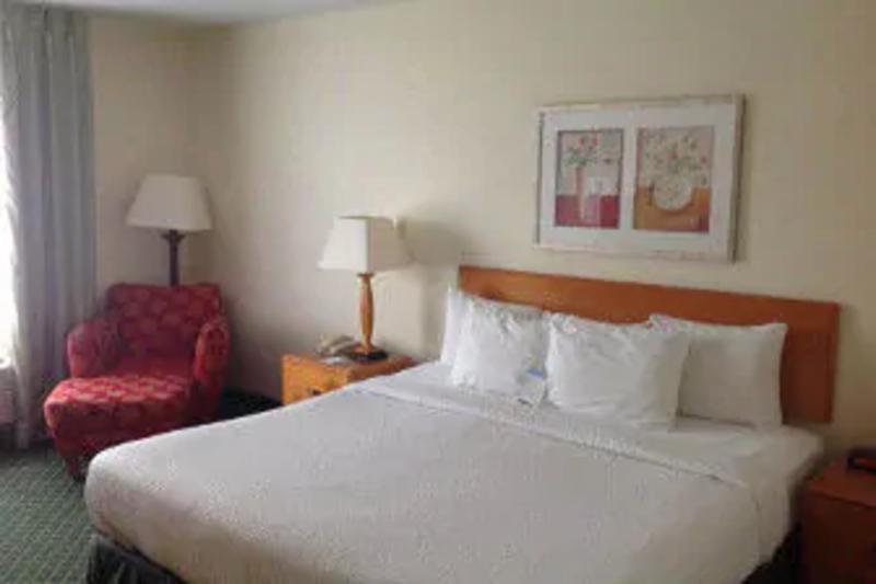 Red Roof Inn & Suites Vicksburg Bagian luar foto